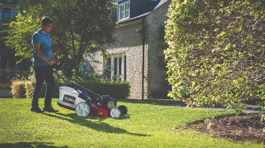 Cortacéspedes y escarificadores